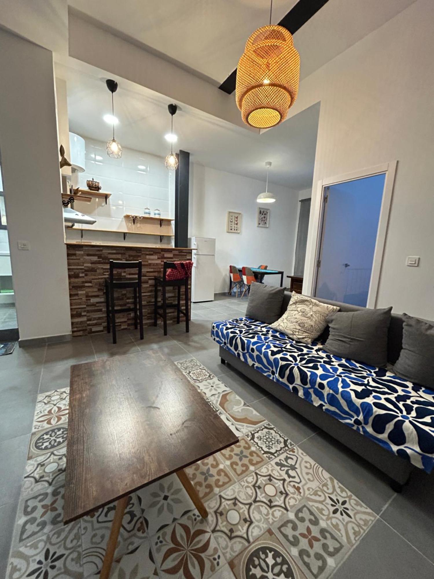 Maifamilybcn-comodo Y Metro Cercano Apartment Badalona